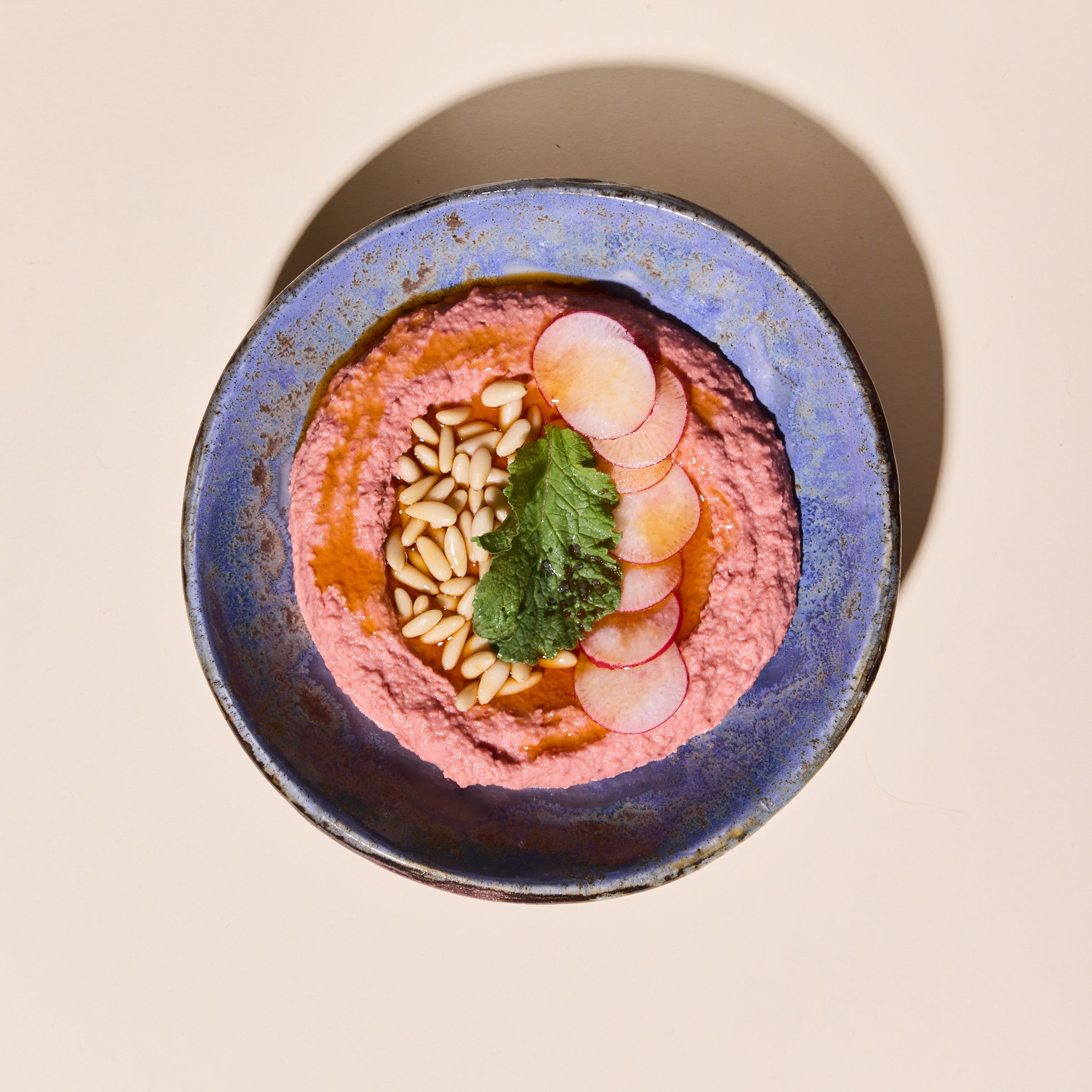 Pancar Havlıcan Soslu Humus