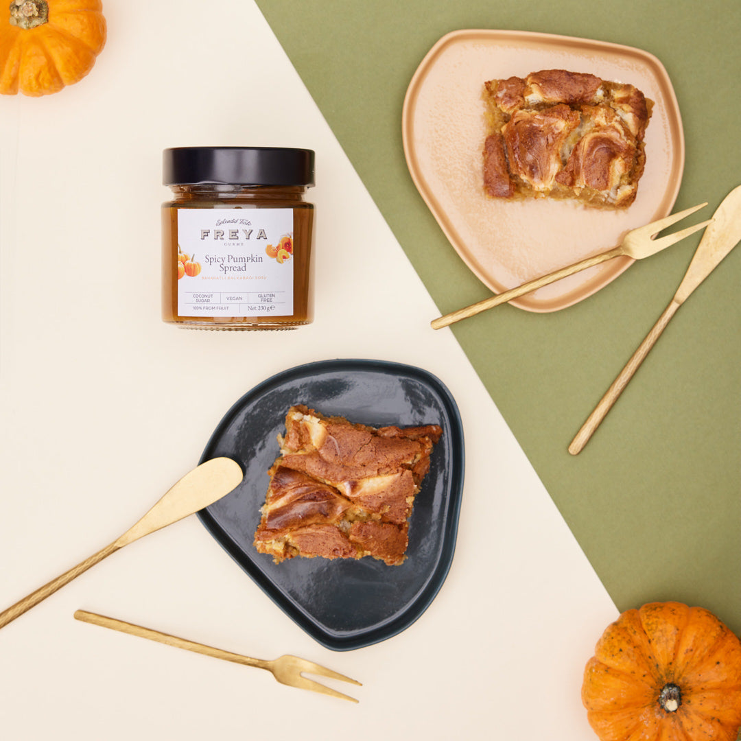 Baharatlı Balkabaklı Islak Kek